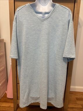 Tommy Bahama Light Blue V-Neck Short Sleeve Tee Xl